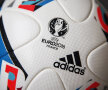 GALERIE FOTO » Zinedine Zidane a prezentat mingea oficială cu care România va juca în grupele Euro 2016