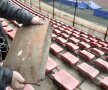 
STADION LEGO. Pe arena din Ștefan cel Mare e prăpăd înainte de Dinamo - Steaua: bucăți mari de beton se desprind cu ușurință din tribune, scaunele sînt rupte, gazonul e stricat. foto: Raed Krishan/GSP