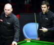 Stuart Bingham și Ronnie O'Sullivan, foto: Alex Nicodim / GSP