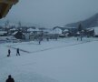 FOTO Fotbal polar » Bucovina a învins Oţelul cu 4-0 pe un teren acoperit de zăpadă