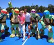 Simona Halep în trei ipostaze: jucăușă alături de Grigor Dimitrov la Kid's Day...