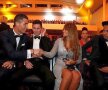 FOTO Iubita lui Messi a fost cea care a impresionat la Balonul de Aur » Ținută super-mulată pentru Antonella, costum sobru pentru Leo