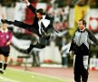 REMEMBER? Louis Van Gaal, de la kung-fu în fața lui Porumboiu (Viena, 1995) la plonjon pe Old Trafford (2016), foto: GSP