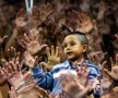 Corinthians - Indenpendiente Santa Fe, în Copa Libertadores. Zeci de mâini salută gazdele pe stadionul din Sao Paulo, Brazilia, foto: reuters