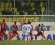 VIDEO+FOTO Vai de capul lor! "Câinii" au fost umiliți de Chiajna în semifinalele Cupei » 3 goluri cu capul
