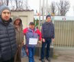 VIDEO Puțini, dar determinați » Jandarmeria a intervenit în fața CSA-ului și a urmat un schimb amuzant de replici cu protestatarii steliști