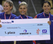 Paula Ungureanu, Adriana Nechita și Aurelia Brădeanu, cu premiul de 25.000 de euro câștigat în 2010 la Cupa Mondială. Paula și Mika vor fi și acum pe teren, la Aarhus // FOTO Marius Ionescu