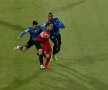 FOTO Steaua bârsană » Gafele arbitrilor au influențat rezultatul din Viitorul - Steaua 1-3 » Henț și un penalty ușor!