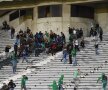 GALERIE FOTO + VIDEO Huliganism la cele mai înalte cote! Suporterii celor de la Raja Casablanca s-au bătut între ei: doi oameni decedați, alți 54 răniți