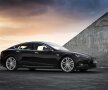 FOTO S-a lansat Model 3, cea mai ieftină mașină electrică Tesla » Peste 200 de oameni au făcut coadă pentru a o achiziționa