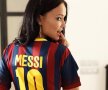 FOTO A trecut la alt nivel! A pozat sexy pentru a salva o echipă din Ucraina, iar acum are o pasiune pentru Messi