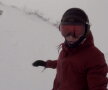 VIDEO » O femeie s-a filmat în timp ce schia! După ce a văzut filmarea a fost la un pas de infarct