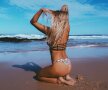 FOTO "Sirena blondă" vânată de sponsori » O surferiță de 20 de ani face furori pe internet