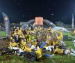 GALERIE FOTO + VIDEO Imagini de colecție de la petrecerea Astrei Giurgiu! Șumudică a venit cu fularul Rapidului, la stații s-a auzit imnul Champions League