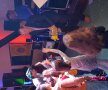 FOTO + VIDEO Distracție la Cheile Grădiștei » Jucătorii Stelei 86 au încins ringul de dans și au cântat cu foc