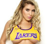 FOTO Să tot ai suporterii ca ea! Los Angeles Lakers se poate mândri cu una din cele mai sexy microbiste