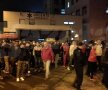 Fanii lui Dinamo, așteptând vești la Urgență