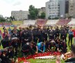 UPDATE VIDEO și FOTO Arena din Ștefan cel Mare s-a transformat în loc de pelerinaj » Steaua, Dinamo și Rapid au venit la stadion pentru a aprinde o lumânare în memoria lui Ekeng