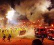 VIDEO + FOTO Au dat foc la stadion după ce echipa aproape că a retrogradat! Scene șocante într-un campionat al Europei