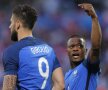 Evra îl arată fanilor pe actualul golgeter al Franței // FOTO Reuters