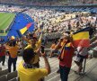 FOTO Fani din întreaga lume au venit la Paris ca să susțină România » "Tricolorii" au un suporter de 77 de ani: "Am fost la preliminariile CM 1970"