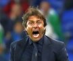 VIDEO + FOTO Scene incredibile pe banca Italiei! Conte a fost lovit de Zaza după golul lui Giaccherini 
