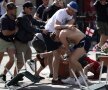 Lupte de stradă la Marseille. Acest rus înalt cu pălăriuță (foto, în tricou alb) a fost văzut bătându-se în mai multe locuri // Foto: Guliver/GettyImages