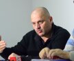 FOTO Mititelu a prezentat actele care ar demonstra că CSU Craiova nu aparține Olteniei: "Acesta e contractul"