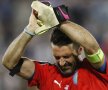 ÎN LACRIMI! Marele Buffon a izbucnit în plâns după eliminarea Italei de la EURO 2016