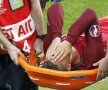 Căpitanul Portugaliei a părăsit în lacrimi Stade de France în aplauzele celor 80.000 de spectatori Foto: Reuters