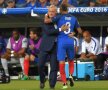 Dimitri Payet este primul jucător înlocuit de Deschamps, în fluierăturile suporterilor portughezi Foto: Guliver/GettyImages