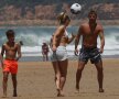 Fotbal pe plajă alături de Damian, fiul lui Van der Vaart cu Sylvie Meis
