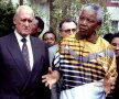 Pretoria, 12 ianuarie 1996. Brazilianul și legendarul președinte sud-african Nelson Mandela