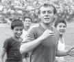 "Prințul" la 60 de ani » La mulți ani, Ilie Balaci! VIDEO + FOTO: 10 repere memorabile ale carierei "Marelui Blond": "Dacă mai jucam câțiva ani, nu se mai punea problema celui mai mare fotbalist român"