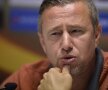 FOTO Reghe s-a înfuriat și pe ziariștii turci și are o singură obsesie la startul aventurii în grupele Europa League: ”Îl depășesc pe Lucescu”
