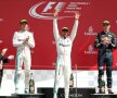 Rosberg îl aplaudă pe Hamilton după cursa din Silverstone, însă nu pare prea fericit. 