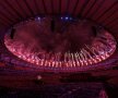 THE ROOF IS ON FIRE. Ceremonia de închidere a Jocurilor Paralimpice de la Rio a fost una spectaculoasă (foto: Reuters)