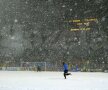 GALERIE FOTO Cele mai tari 40 de imagini de la prima tentativă de Steaua - Villarreal din 2005 » Noaptea în care 25.000 de fani au umplut Ghencea şi au îndurat o ninsoare teribilă