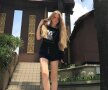 VIDEO&FOTO Elevii au filmat-o în timpul orei și au pus clipul pe net: ”E cea mai sexy profesoară de mate!”