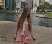 VIDEO&FOTO Elevii au filmat-o în timpul orei și au pus clipul pe net: ”E cea mai sexy profesoară de mate!”