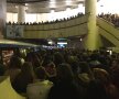 VIDEO&FOTO Așa așteptăm EURO 2020! "Potop" de oameni la metroul din București, imagini INCREDIBILE