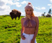 FOTO Face trekkingul să fie sexy » Imagini spectaculoase cu Sara Underwood în natură