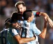 Lionel Messi îl îmbrățișează pe Di Maria, după ce a marcat pentru naționala Argentinei, foto: reuters