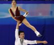 FORȚĂ ȘI GRAȚIE. Competițiile de patinaj oferă imagini spectaculoase, ca aceasta, cu perechea austriacă Miriam Ziegler - Severin Kiefer în prim-plan (foto: Reuters)