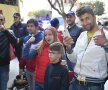 FOTO Primire de gală a steliștilor în Spania » Au fost întâmpinați de zeci de suporteri 