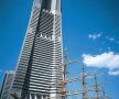 Yokohama Landmark Tower oferă madrilenilor o priveliște fabuloasă, drumul cu autocarul până la stadion fiind de 16 minute