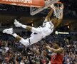 SLAAAAM DUNK! Imagine superbă surprinsă în NBA în Milwaukee Bucks - Chicago Bulls (foto: reuters)