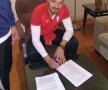 S-a terminat! Budescu a semnat aseară cu noua echipă 