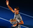Roger Federer este pentru a cincea oară campion la Australian Open // FOTO Guliver/GettyImages