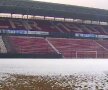 FOTO Epoca de gheață » Mai sunt doar două zile până când campionatul se va relua, iar vremea le dă bătăi de cap cluburilor organizatoare